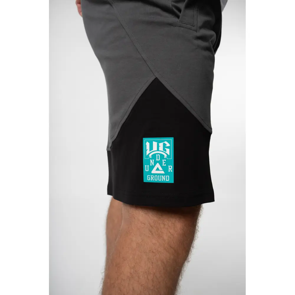 Moške kr.hlače PEAK F3242431